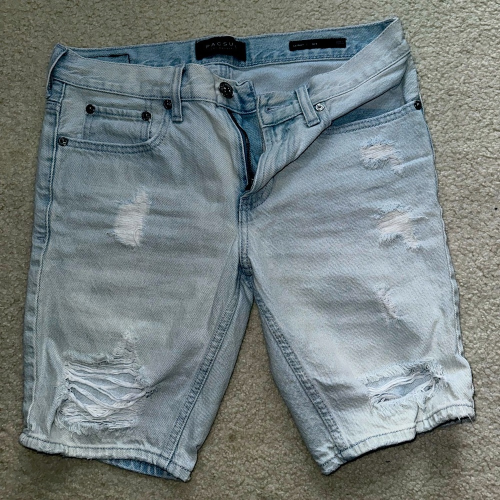 Pacsun light wash Jean shorts 28 waist 7 inch inseam